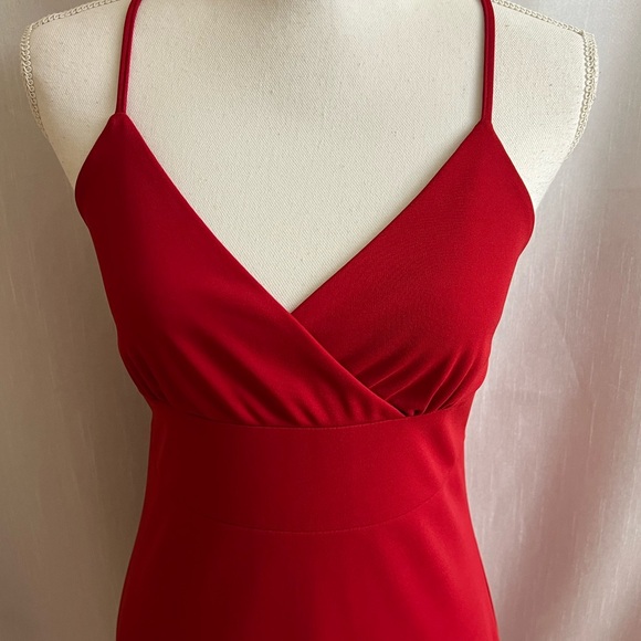 Stretchy, beautiful, multiple colored dress - Picture 3 of 7